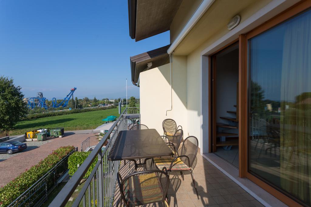 Aparthotel Residenza Orchidee Lazise Exterior foto